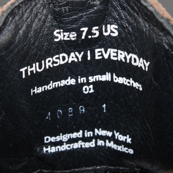 Thursday Duchess Chelsea Boots Womens 7.5 Brown Suede Classic - Picture 11 of 11